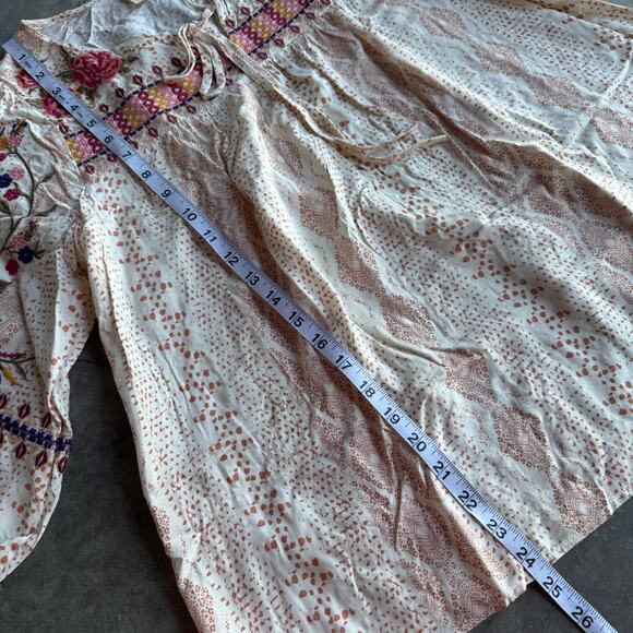 Savanna Jane Women’s Small Cream Floral Embroidered Boho Top NWT - Picture 6 of 8